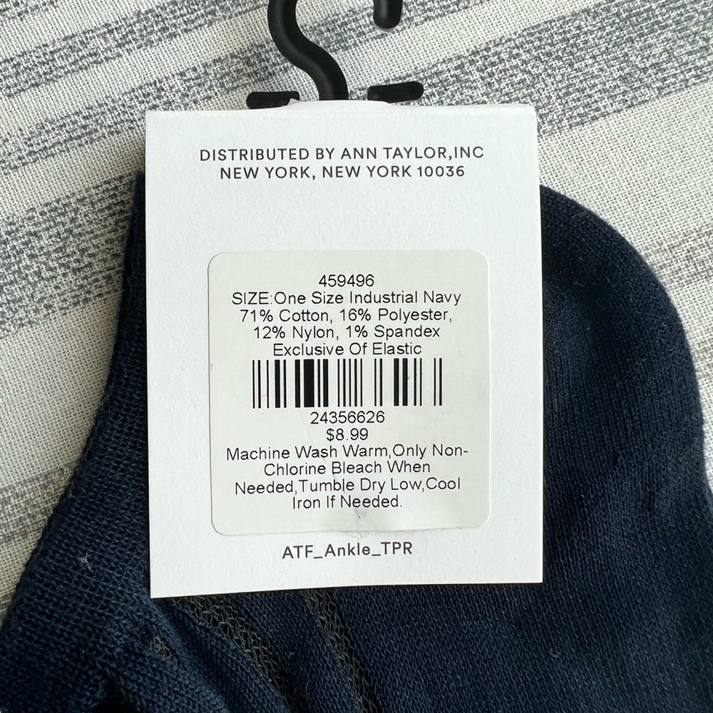 NWT Ann Taylor Ankle Socks - Blue - Picture 3 of 4